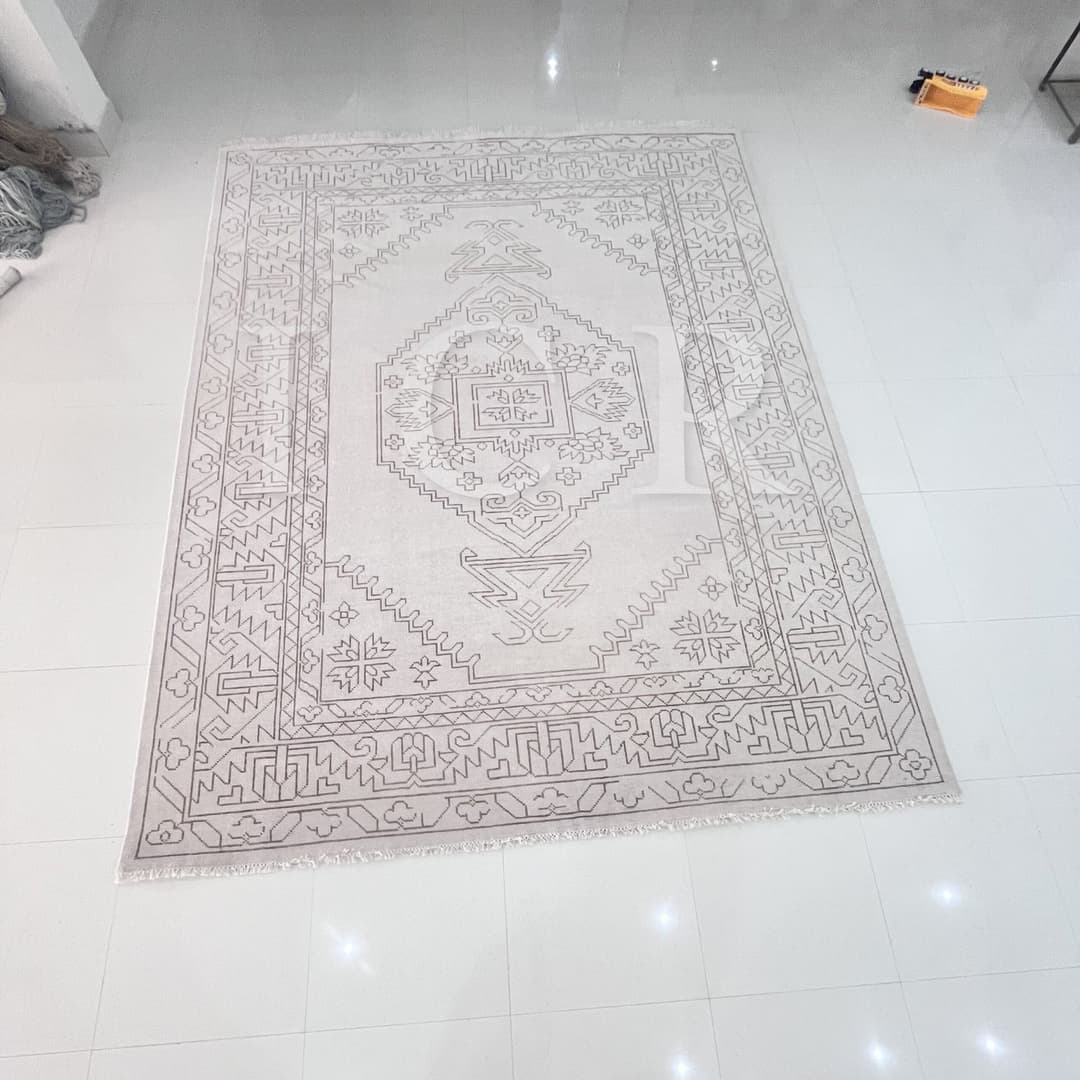 Ayla Geometric Medallion Rug
